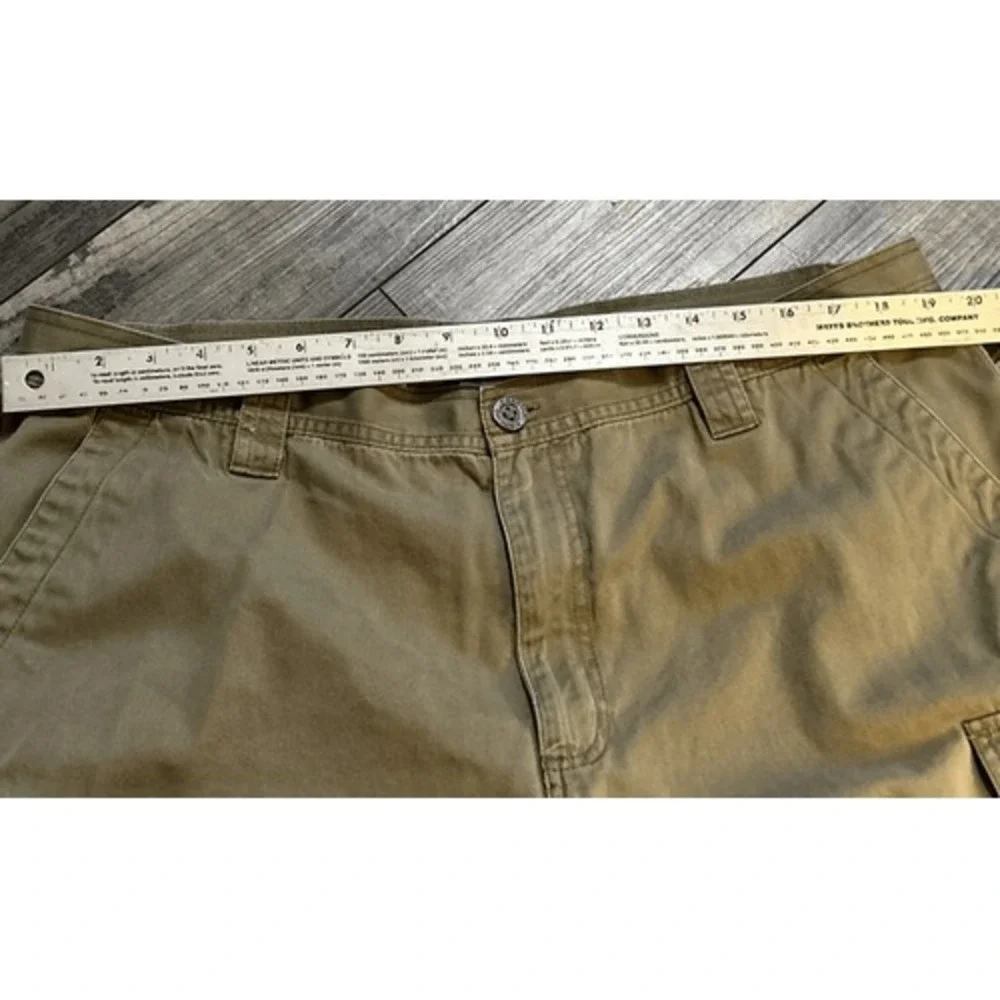Columbia Shorts Mens 42 Button Zip Outdoors University‎ of Florida Gators khakis
